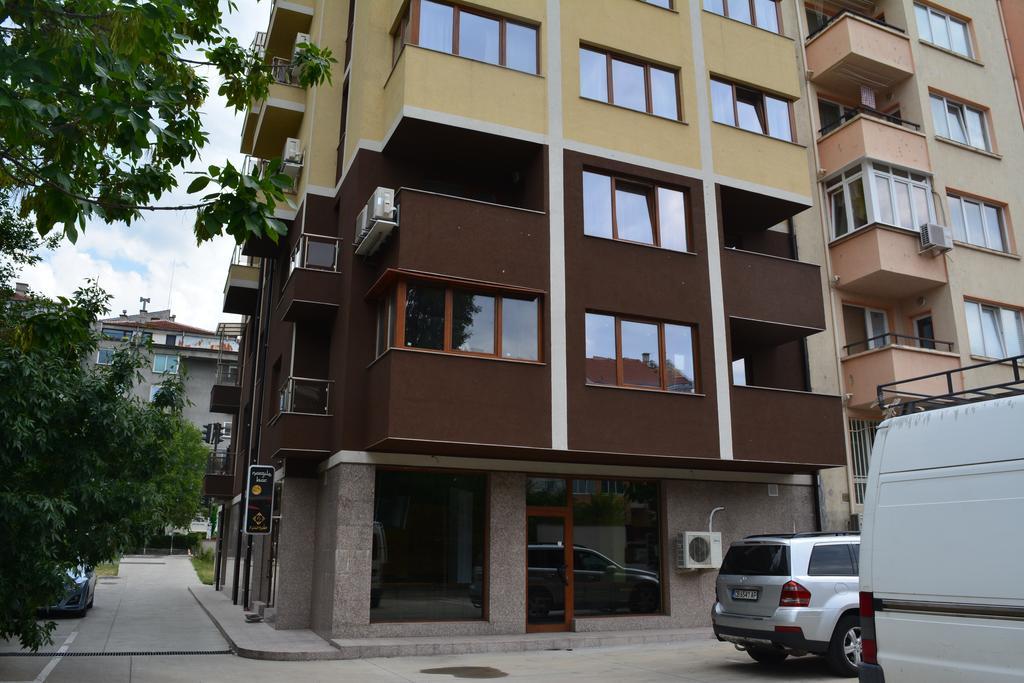 Bonne Chance Apartment Sofia